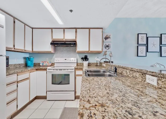 Tropical Winds 403 By Albvr - 2Br, 2Ba Beachfront Beauty With Incredible Views, Outdoor Pool, Fitness Room, And Grill Area